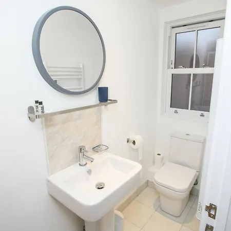 Tavmar Accommodation Lincoln Exterior photo